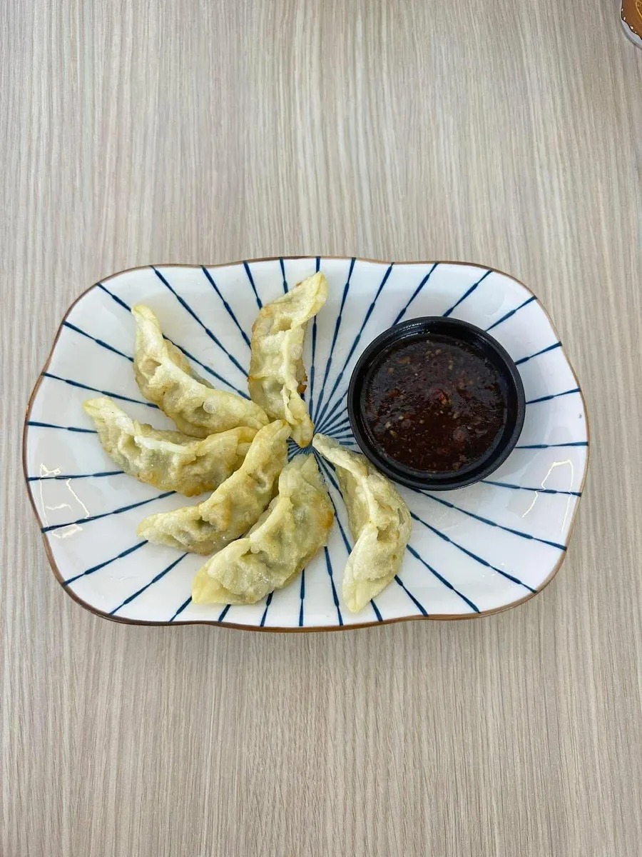 Gyoza (6 ks) – kuracia